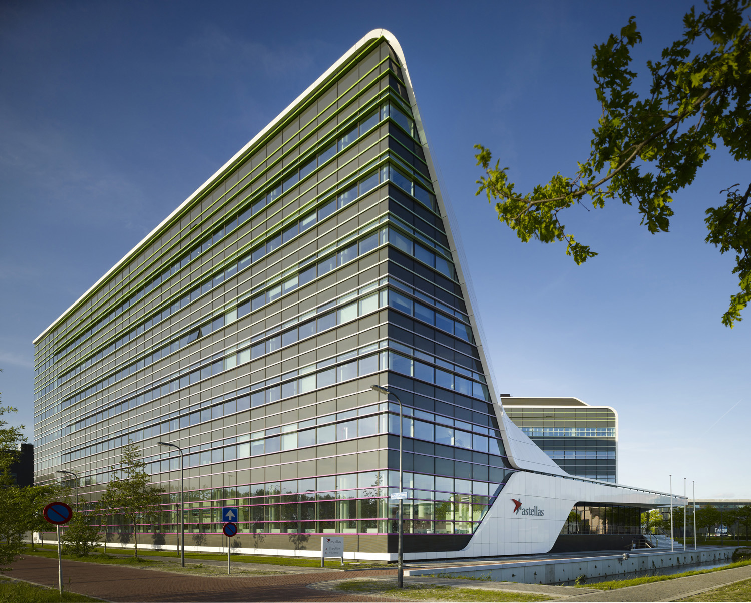 Mirai House at Leiden Bio Science Park by UNStudio Architizer