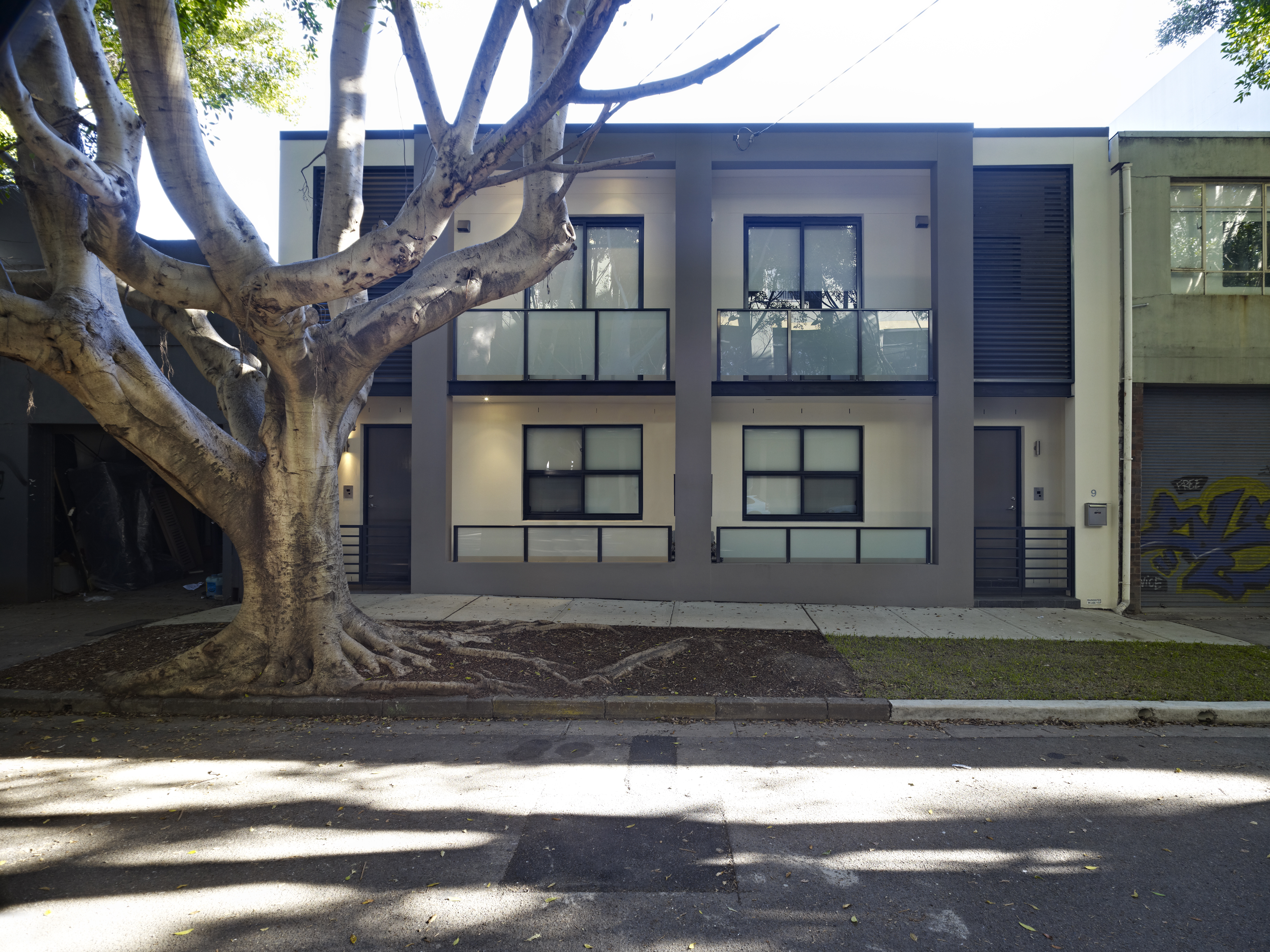 Camperdown Terrace Houses by Architects Johannsen and Associates
