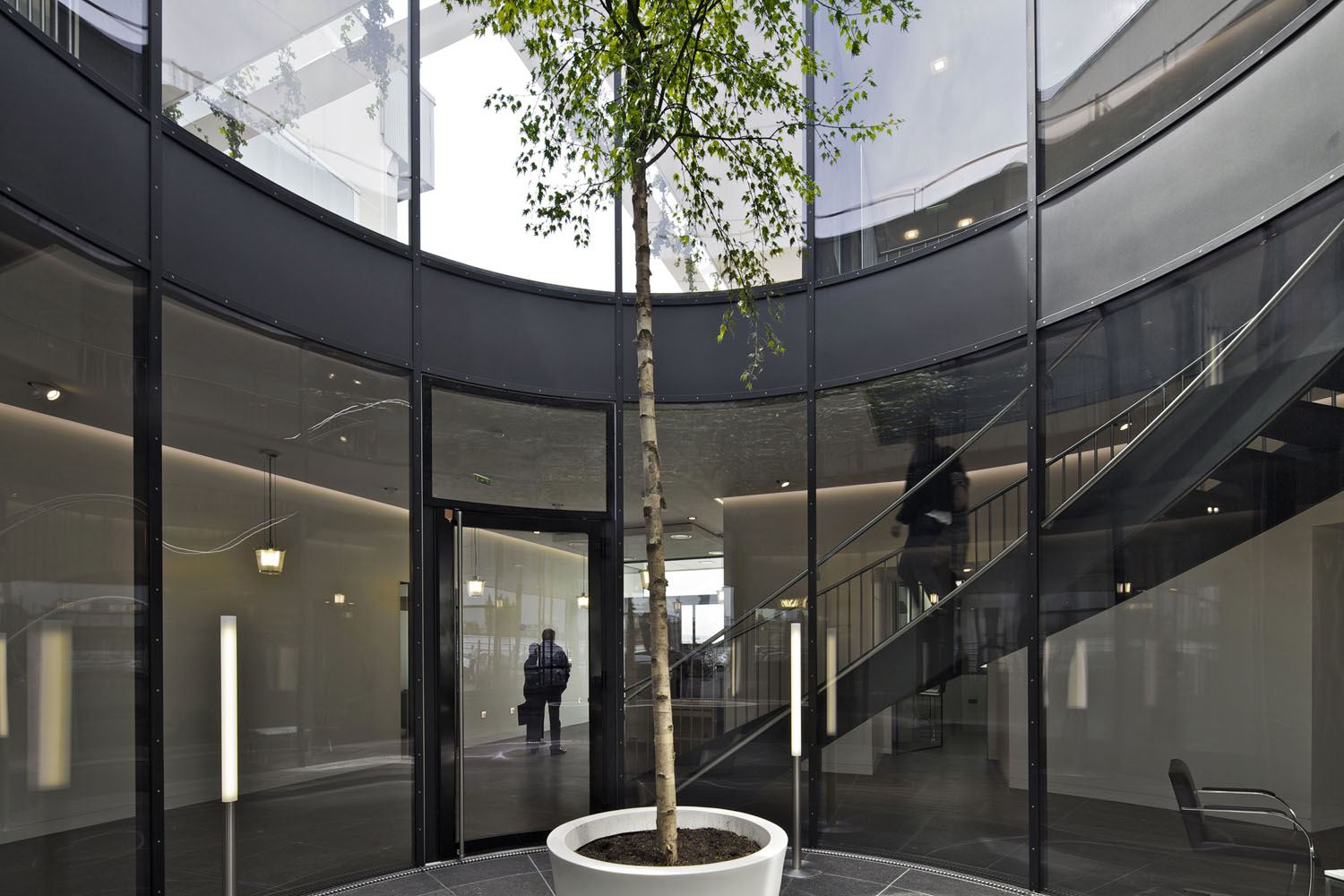 UNIJET TERMINAL AT PARIS LE BOURGET AIRPORT - Architizer