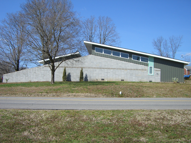 New Mid Century Modern in East Nashville by Ryan Thewes Architect