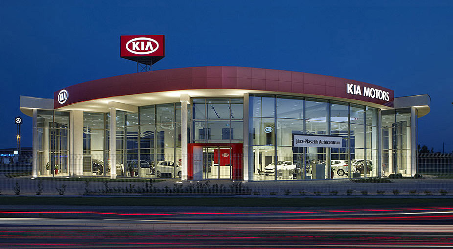 KIA showroom by www.istvanbarsony.com - Architizer