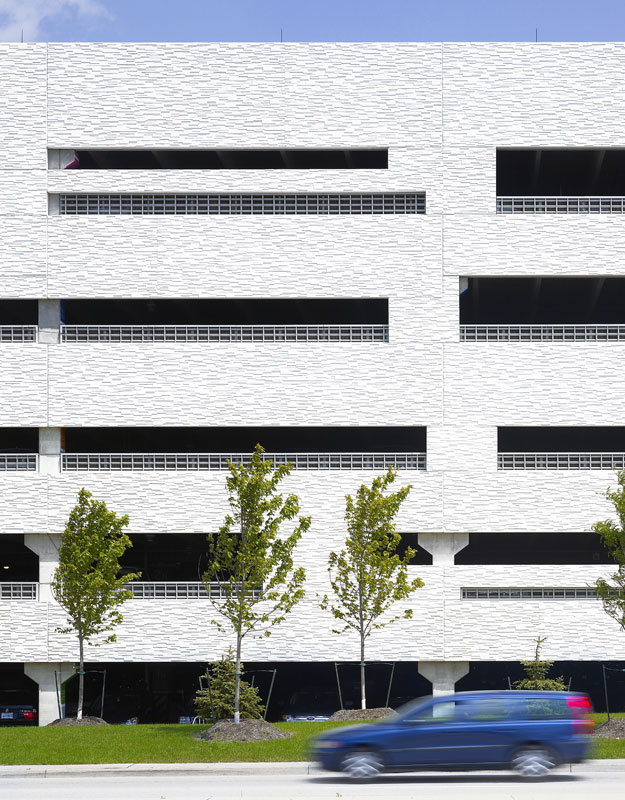 Value Park Garage, Toronto Pearson International Airport by NORR