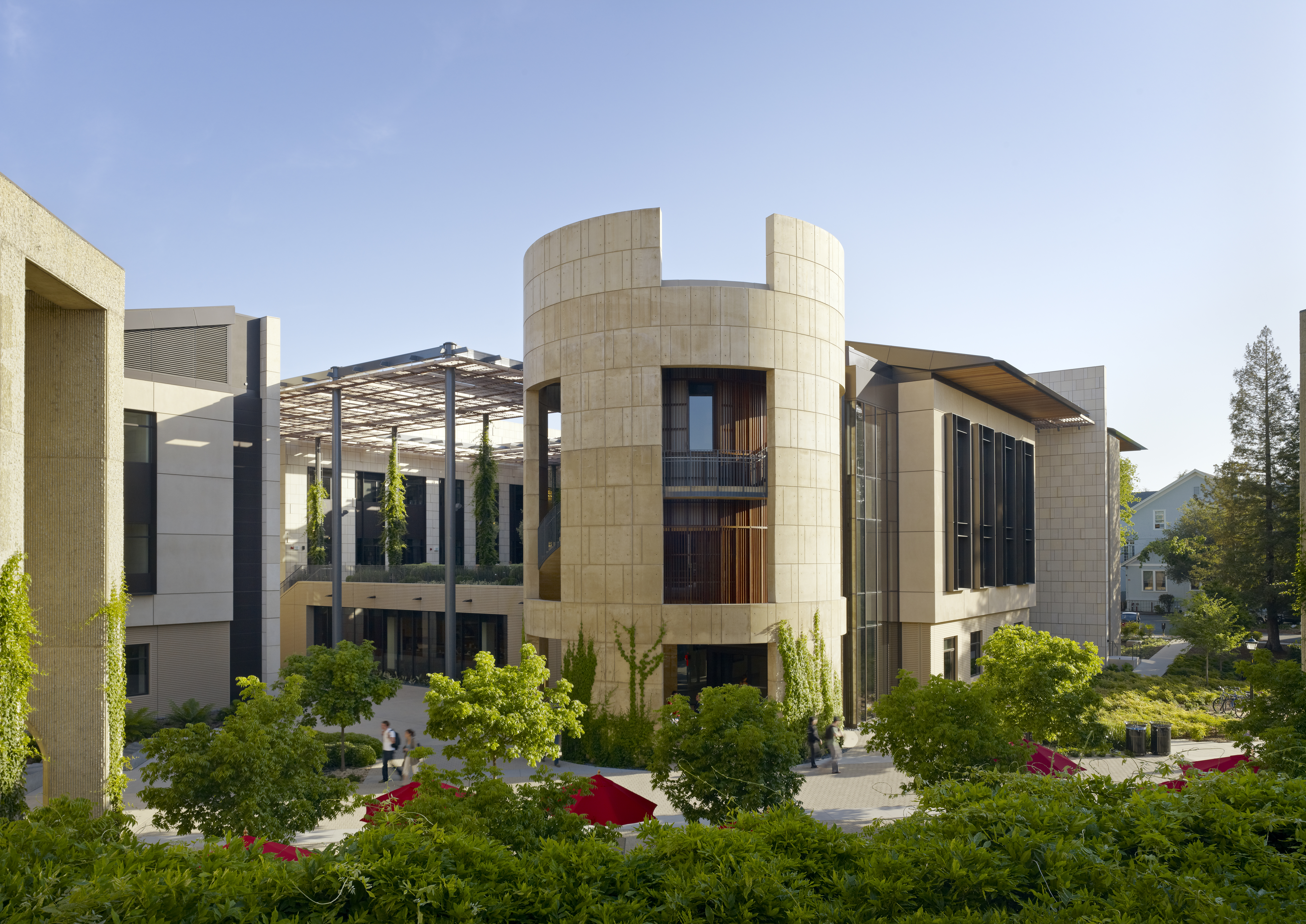 Stanford Law School, William H. Neukom Building by Ennead Architects
