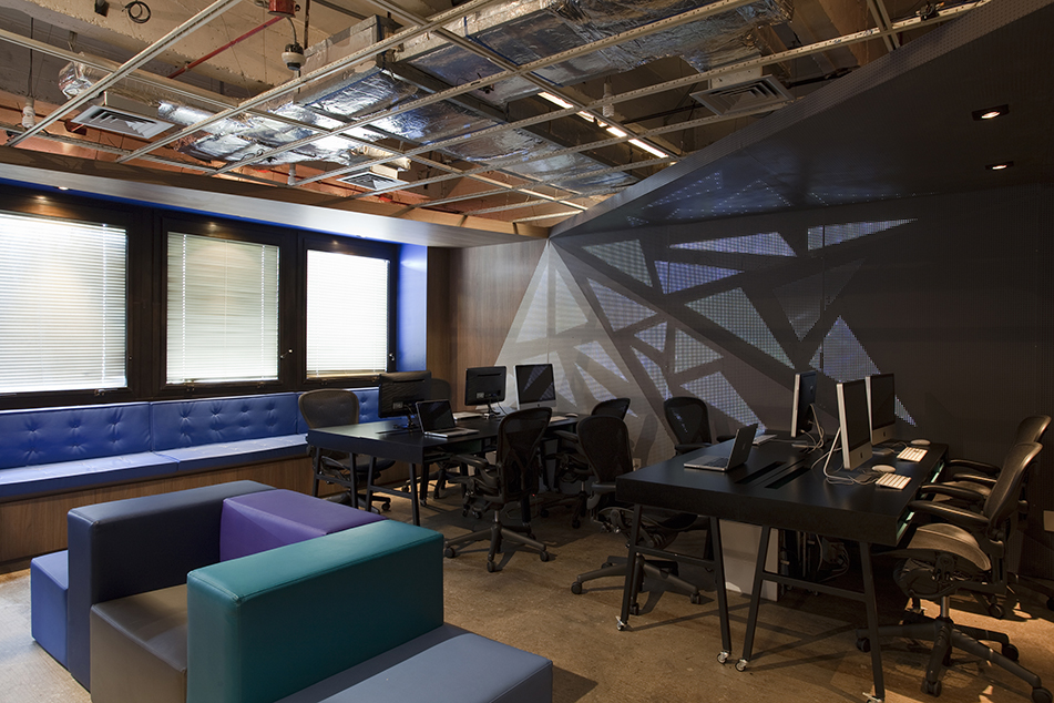 D3 Office by Estudio Guto Requena - Architizer