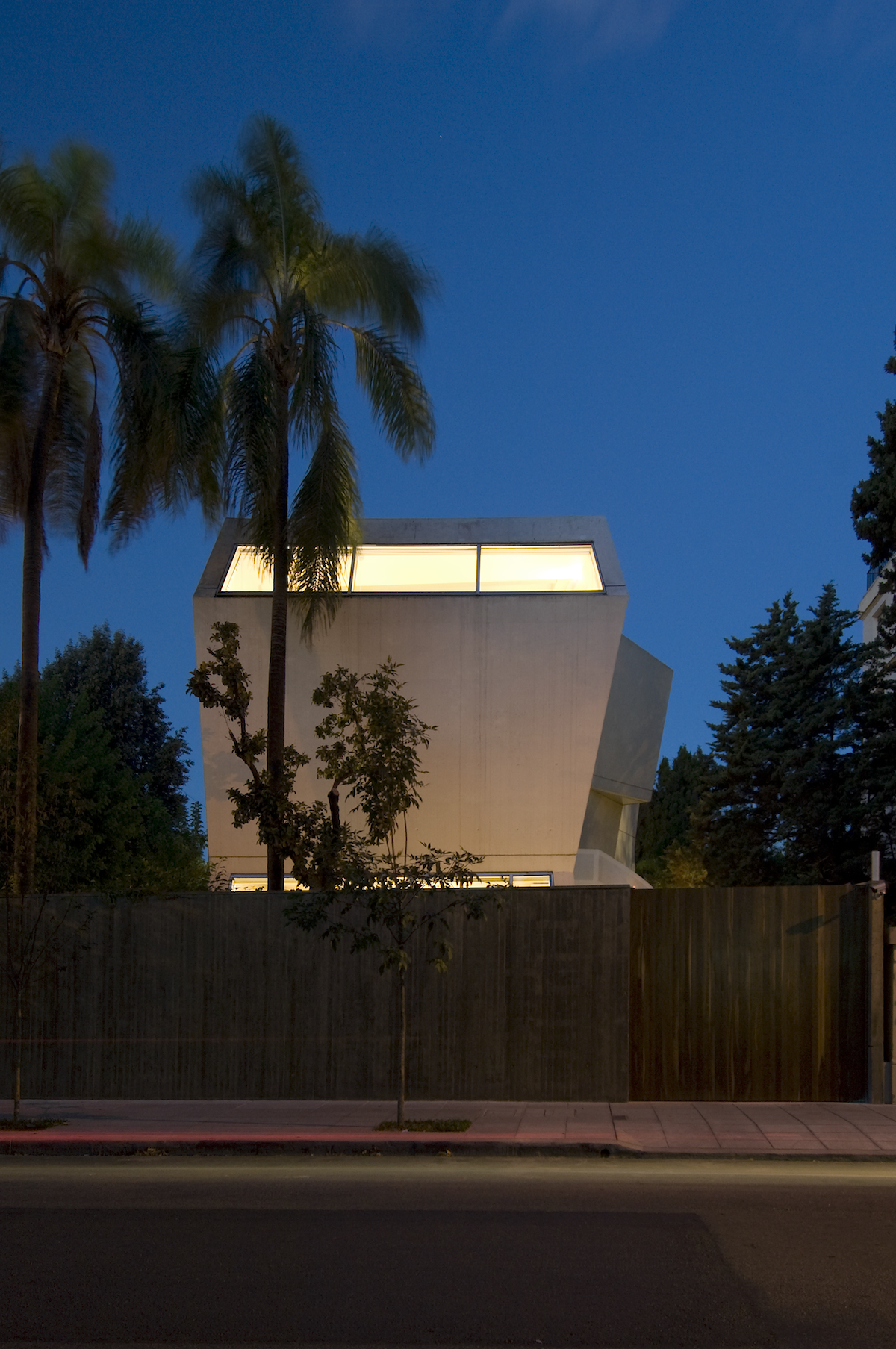 White and Gray House by RINO arquitectos - Architizer