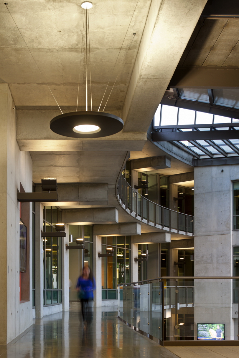 UCSD Structural & Materials Engineering Building by The Miller Hull
