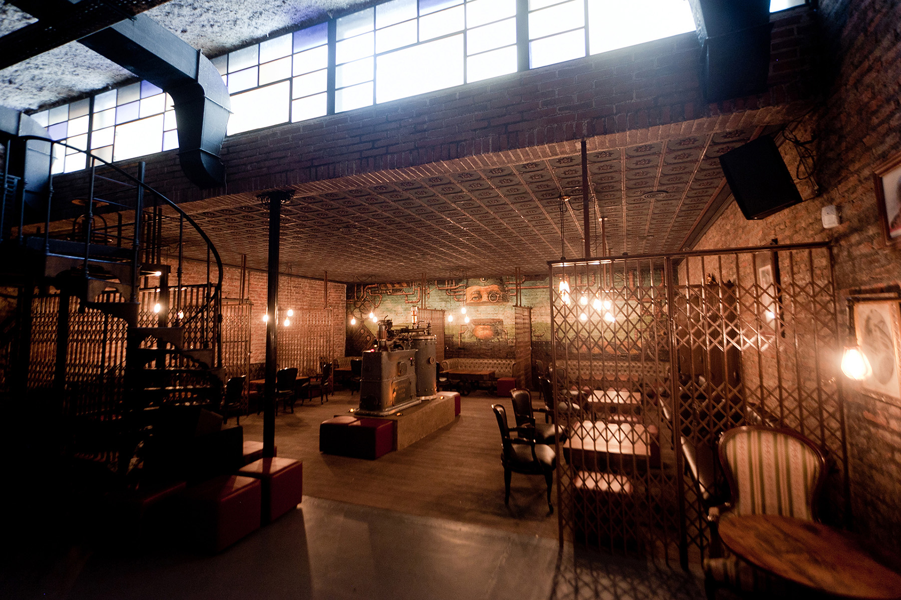 Victoria Brown Bar & Restaurant by Hitzig Militello arquitectos ...