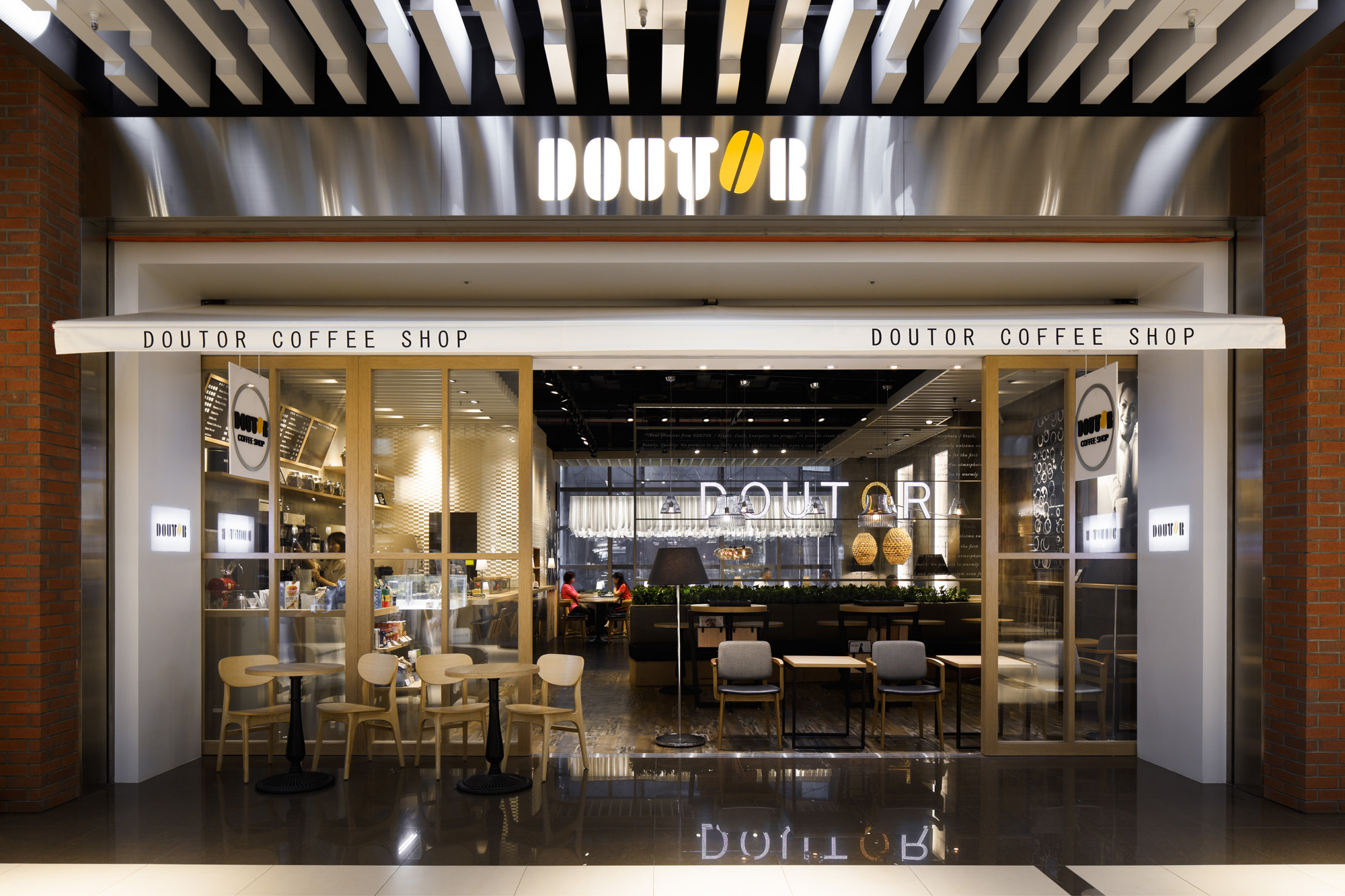 DOUTOR COFFEE SHOP Architizer