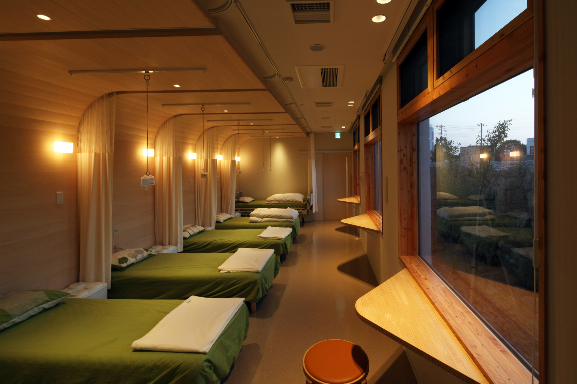 Gastrointestinal medical clinic by DAIDA DESIGN STUDIO - Architizer