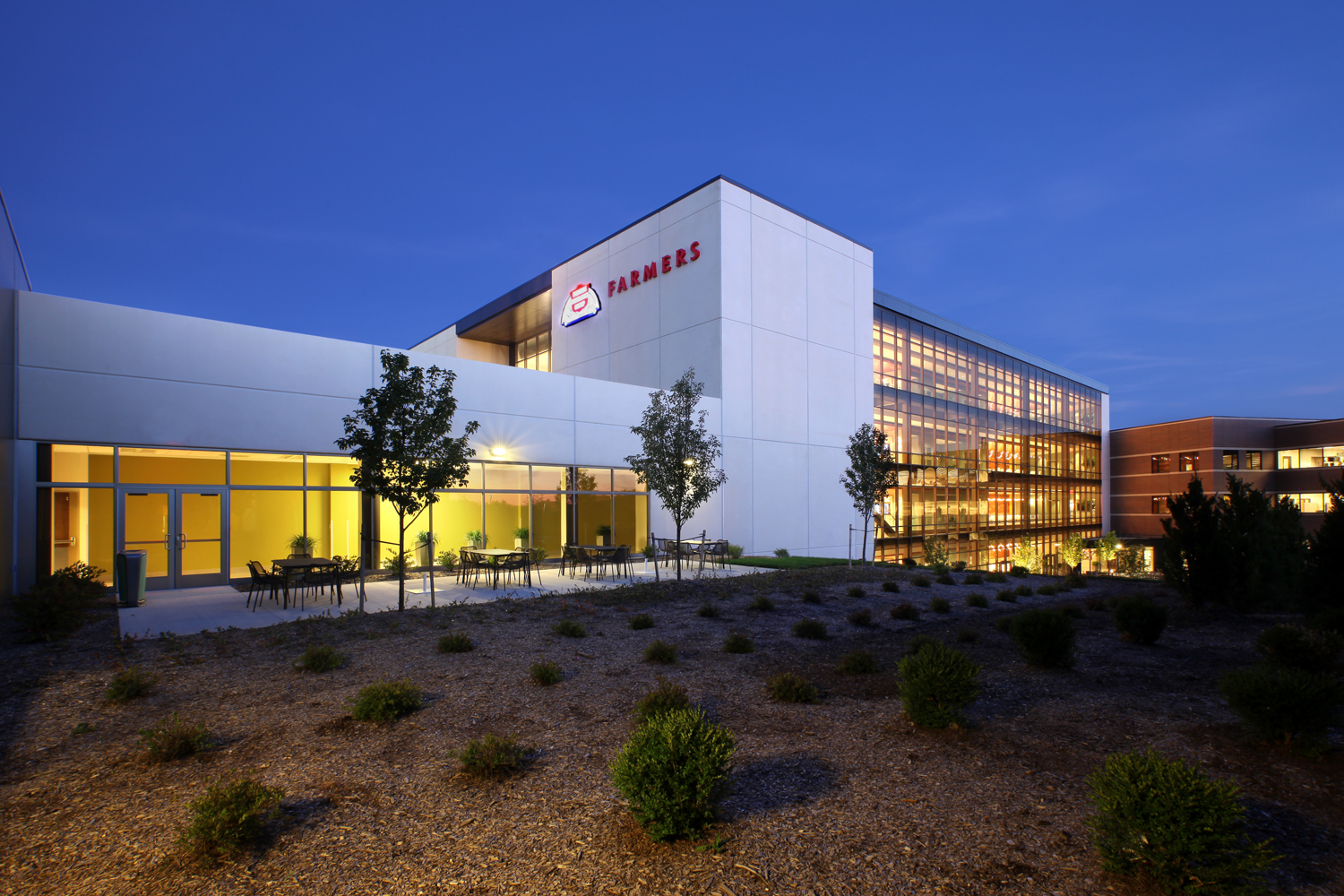 Farmers Insurance Training &amp; Call Center Architizer