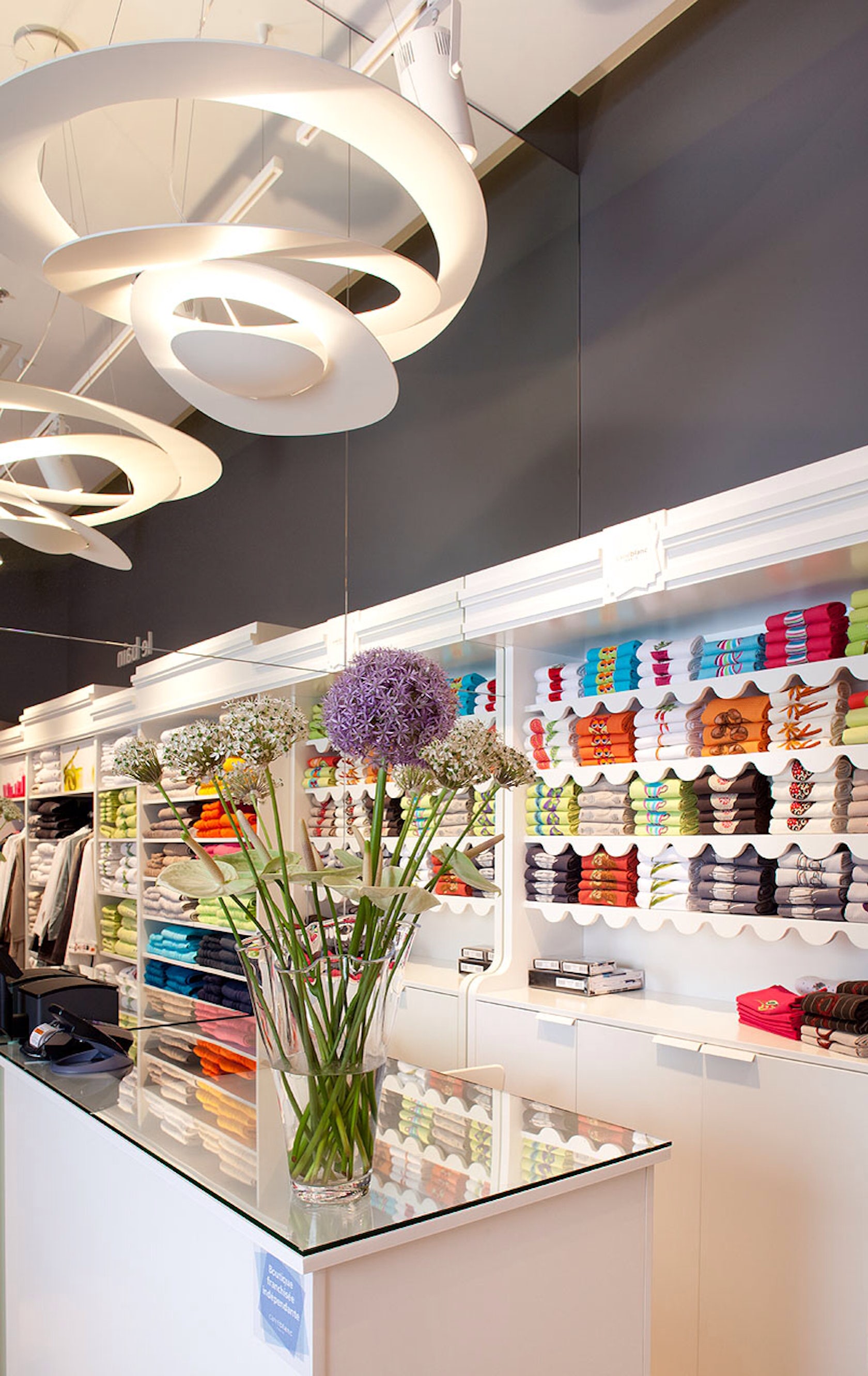 Carre Blanc Paris retail by Piotr Banach Architekci Architizer