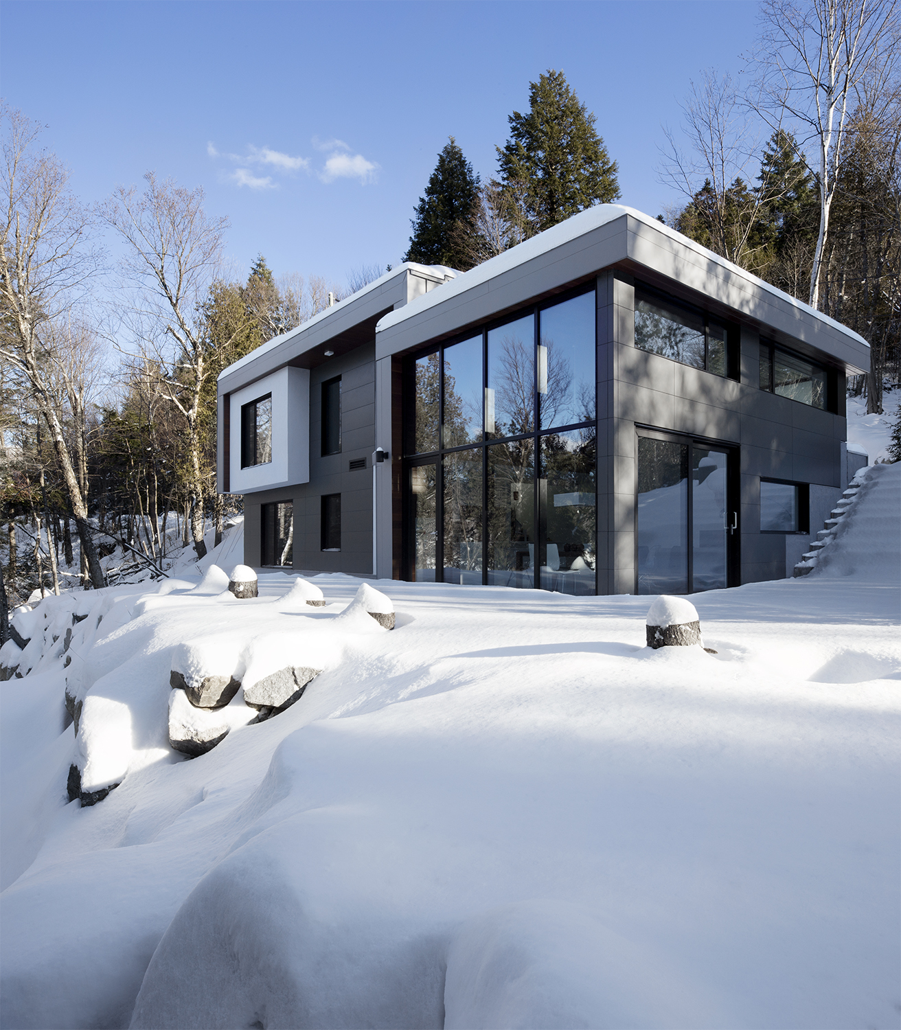 Résidence du lac Bouchette by MVA Michel Villeneuve, architecte