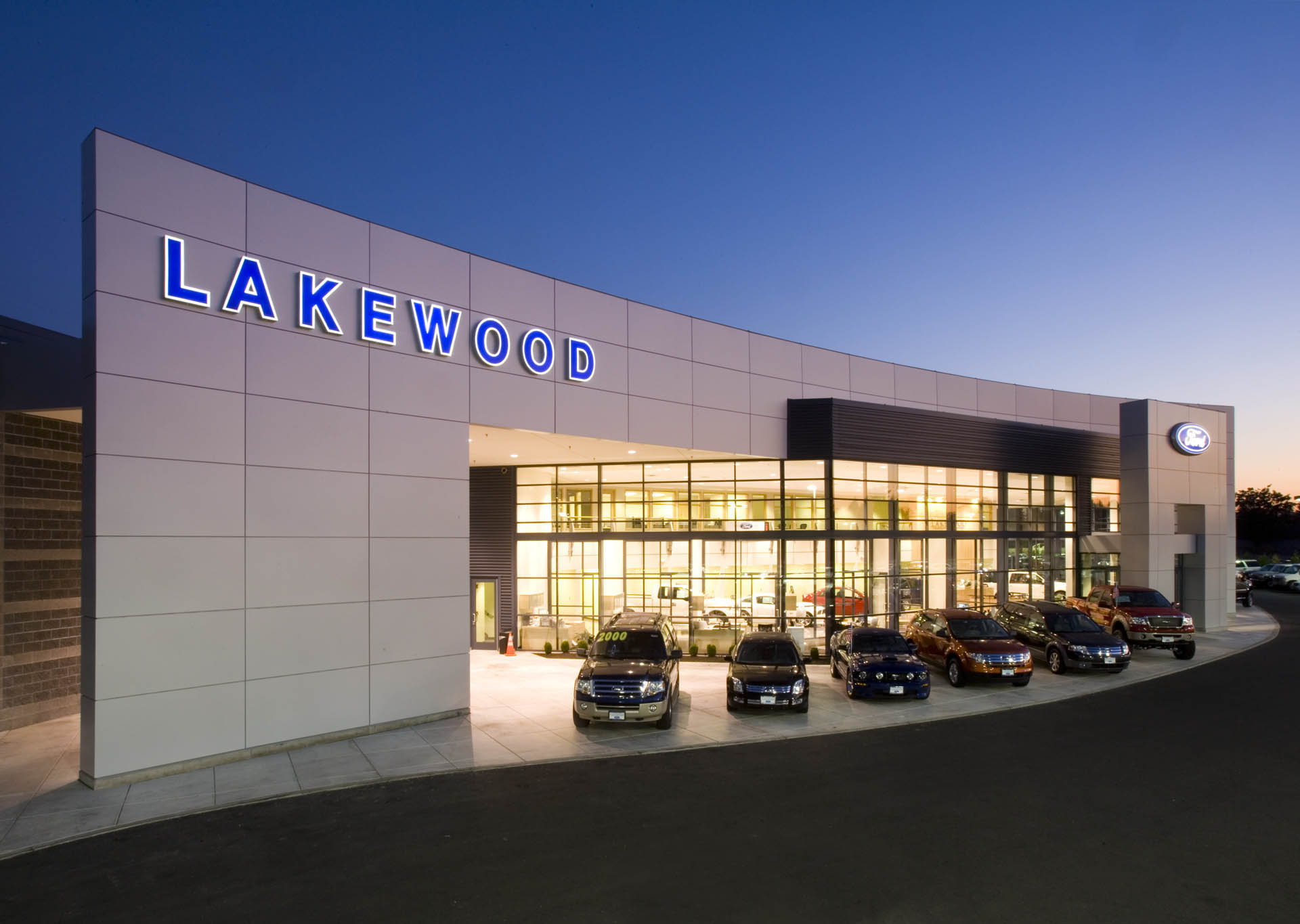 LAKEWOOD FORD by HELIX DESIGN GROUP - Architizer