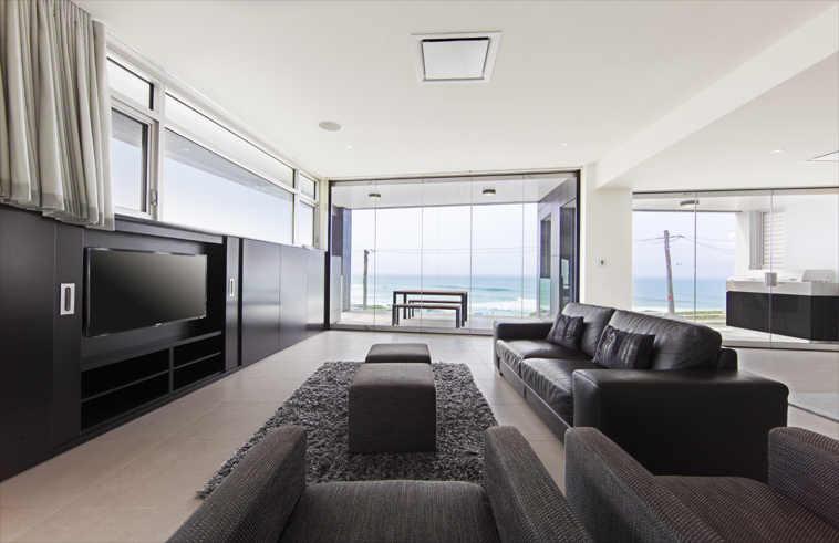 Curved Merewether Beach House by ber Architects Architizer