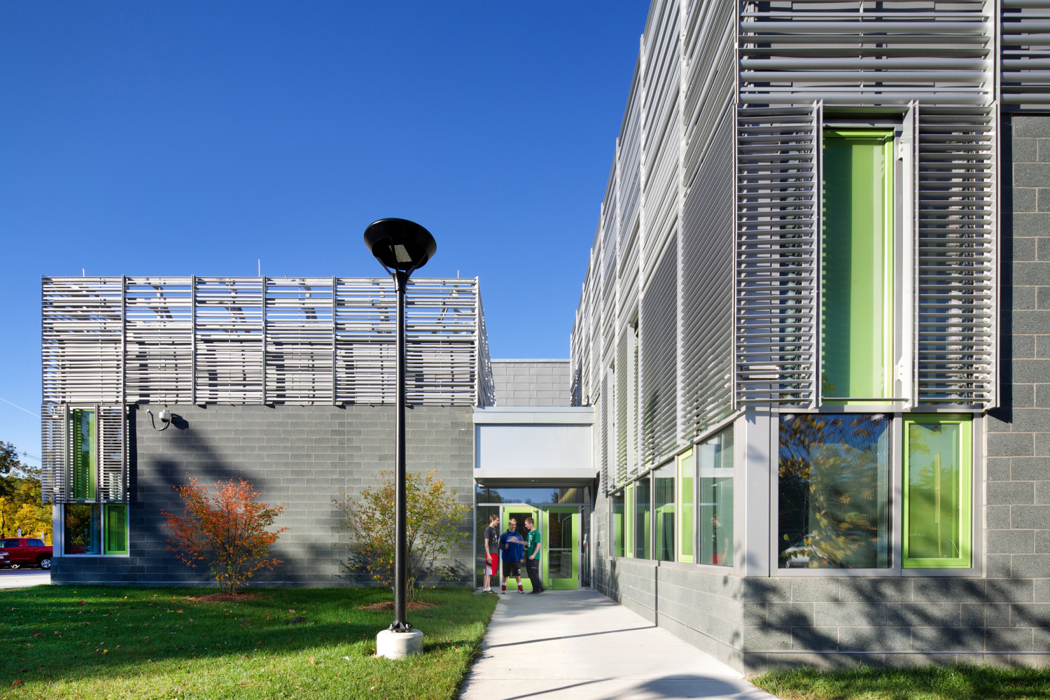 Idea 1015758 Tahanto Regional Middle/High School by HMFH Architects