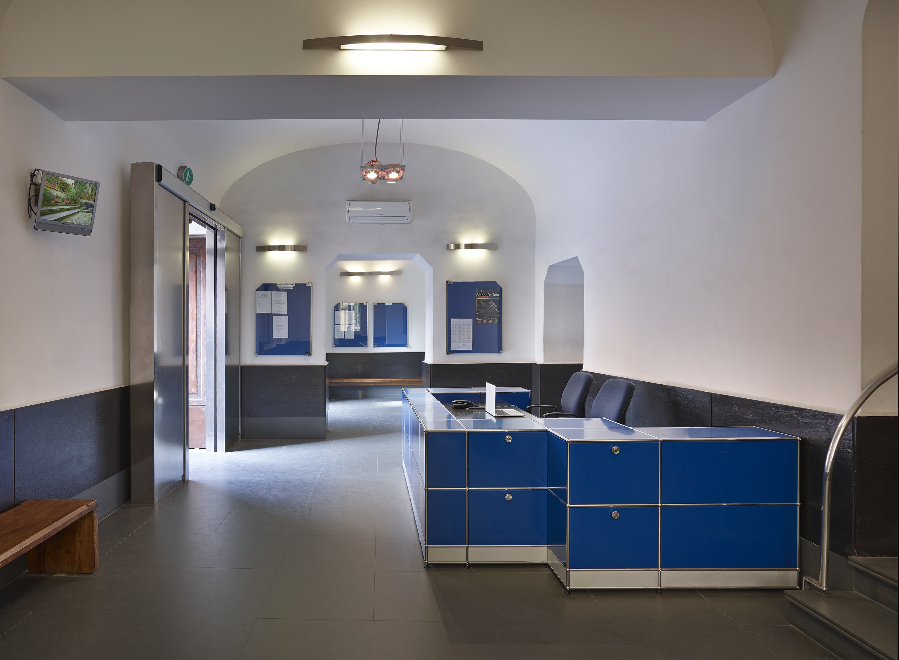 Suor Orsola Benincasa University, Naples (Italy) by Helvetic Interior