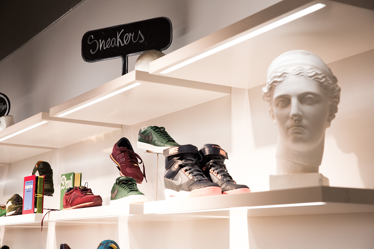 "Babochka" luxury multi brand concept store by Philolumière lighting