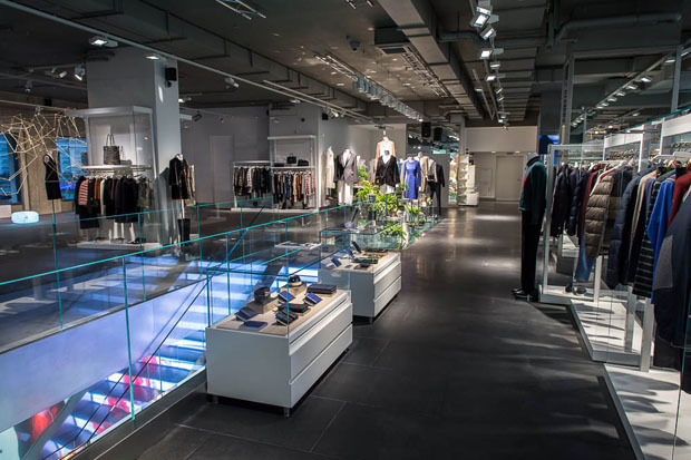 "Babochka" luxury multi brand concept store by Philolumière lighting