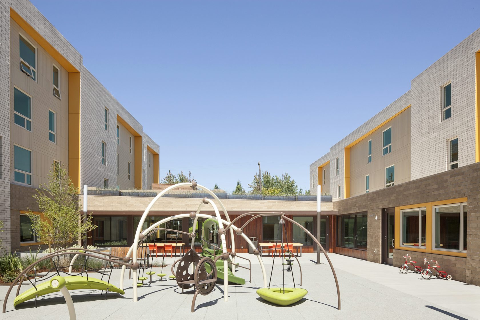 Beech Street Apartments / LifeWorks NW Architizer