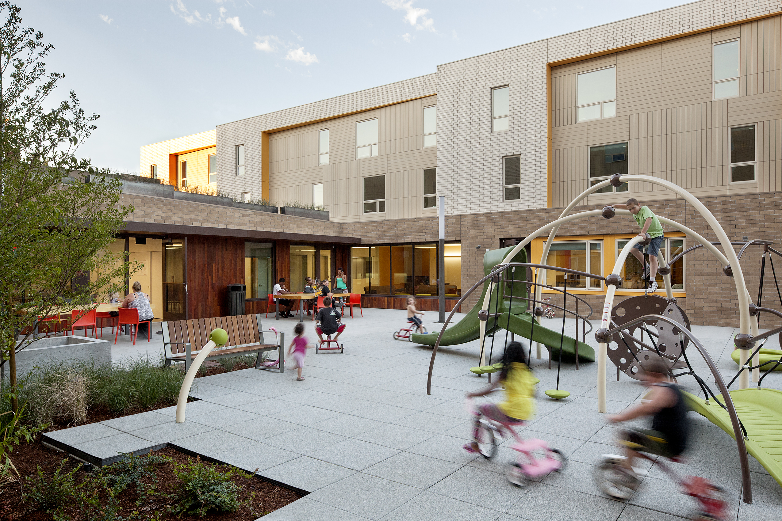 Beech Street Apartments / LifeWorks NW Architizer