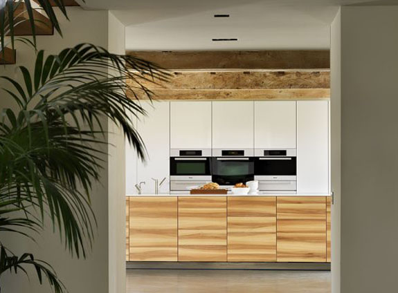 Barn conversion: Kitchen Architecture's bulthaup b3 by Kitchen ...