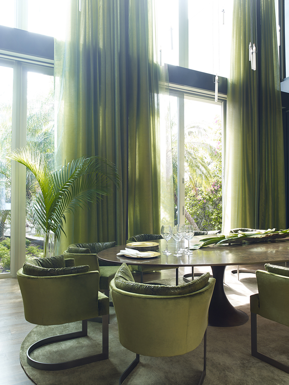 Vero Beach / Interiors by DJDS - Dorothee Junkin Design Studio - Architizer