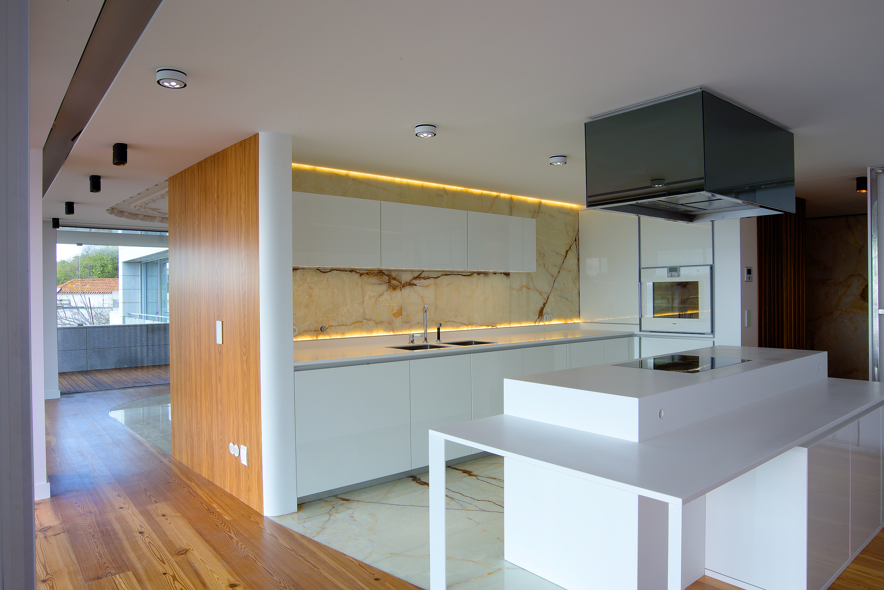 Refurbishment of an apartment in Foz do Douro, Oporto, Portugal. by