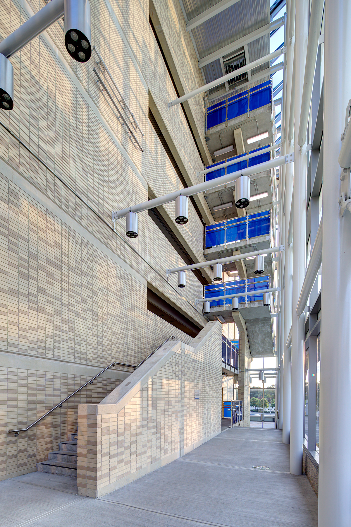 University of Massachusetts Lowell South Campus Parking Garage by