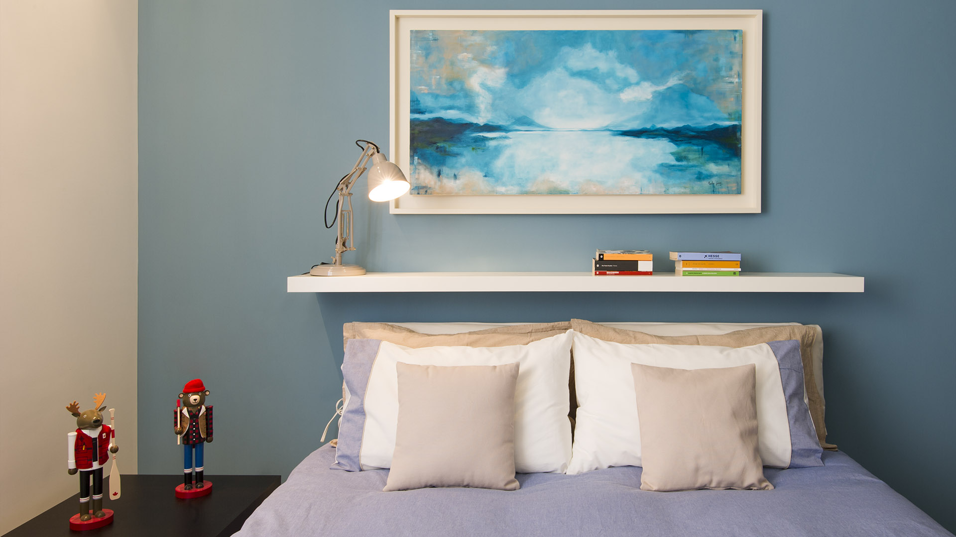 Полка над кроватью фото Pin on lovely living spaces