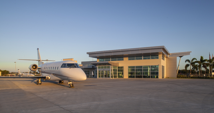 Signature Flight Support / NetJets FBO Terminal at Palm Beach