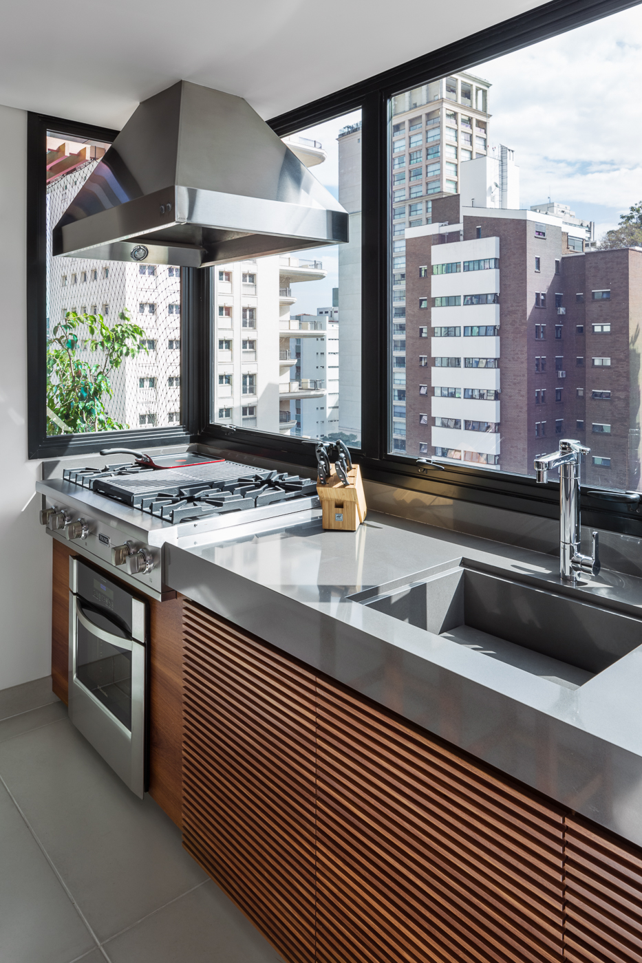 A.R. Apartment by ROCCO ARQUITETOS - Architizer