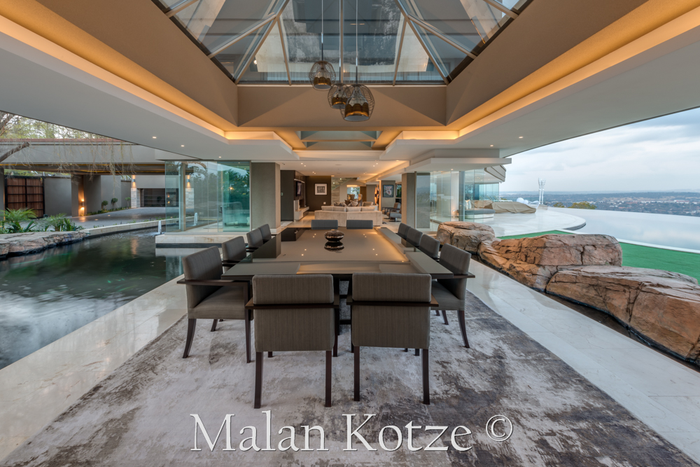 House by SAOTA & WMI Interior and Decor by Malan Kotze Photography