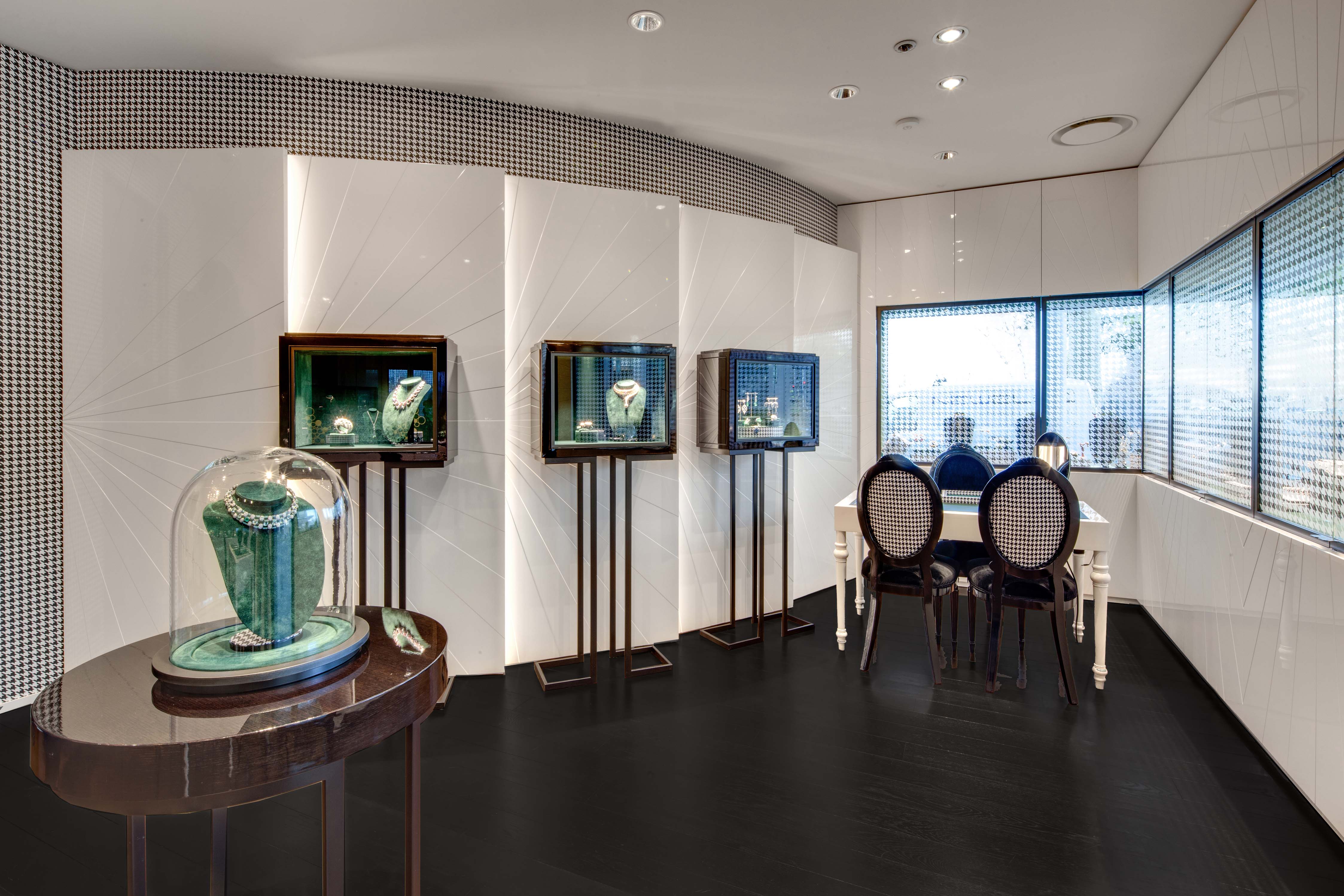 QUEEN'S LANE FINE JEWELLERY BOUTIQUE by INTERIOR DESIGN BY STUDIOFORMA ...