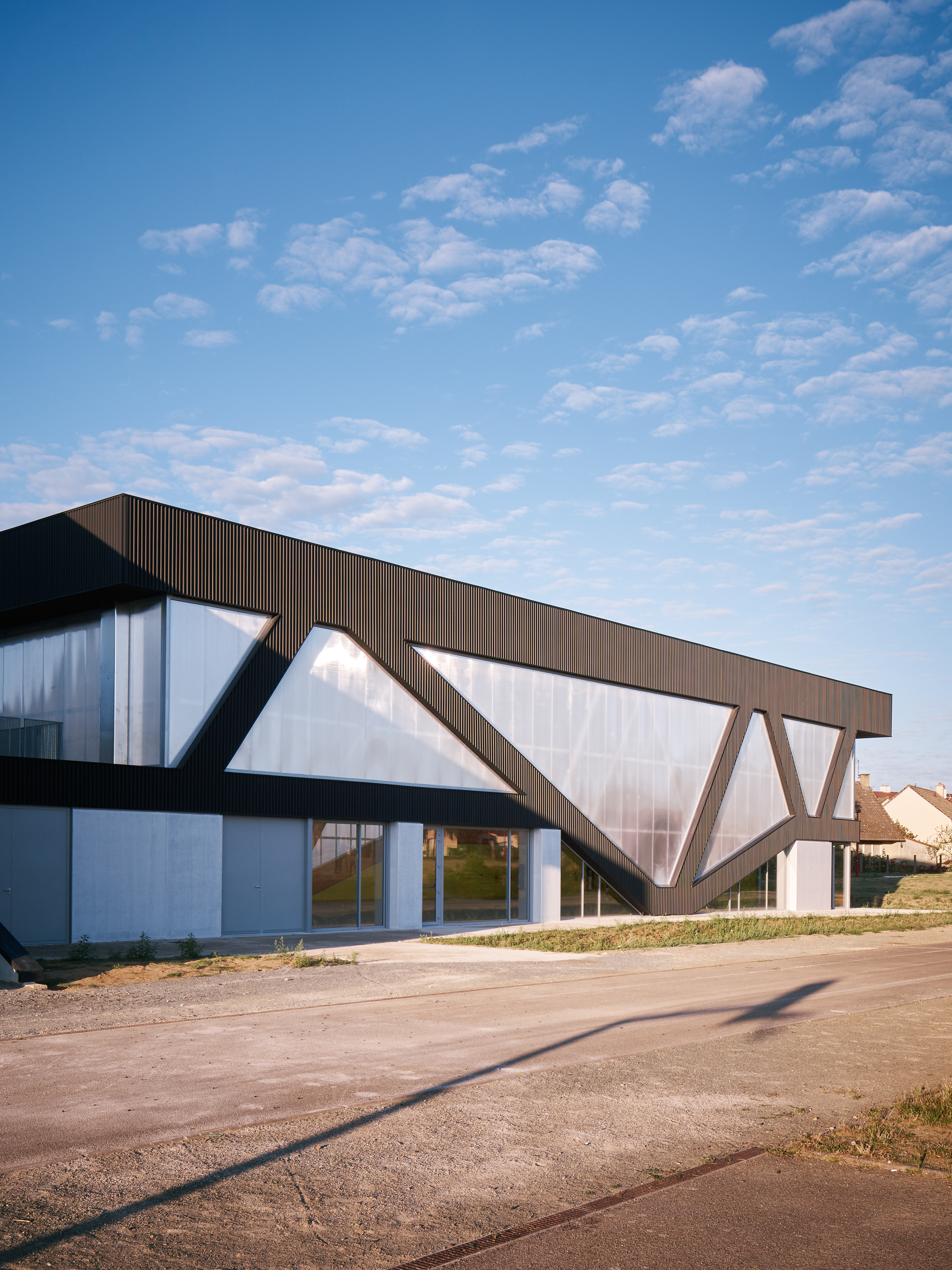 Nathalie Mauclair Gymnasium By SCHEMAA - Architizer