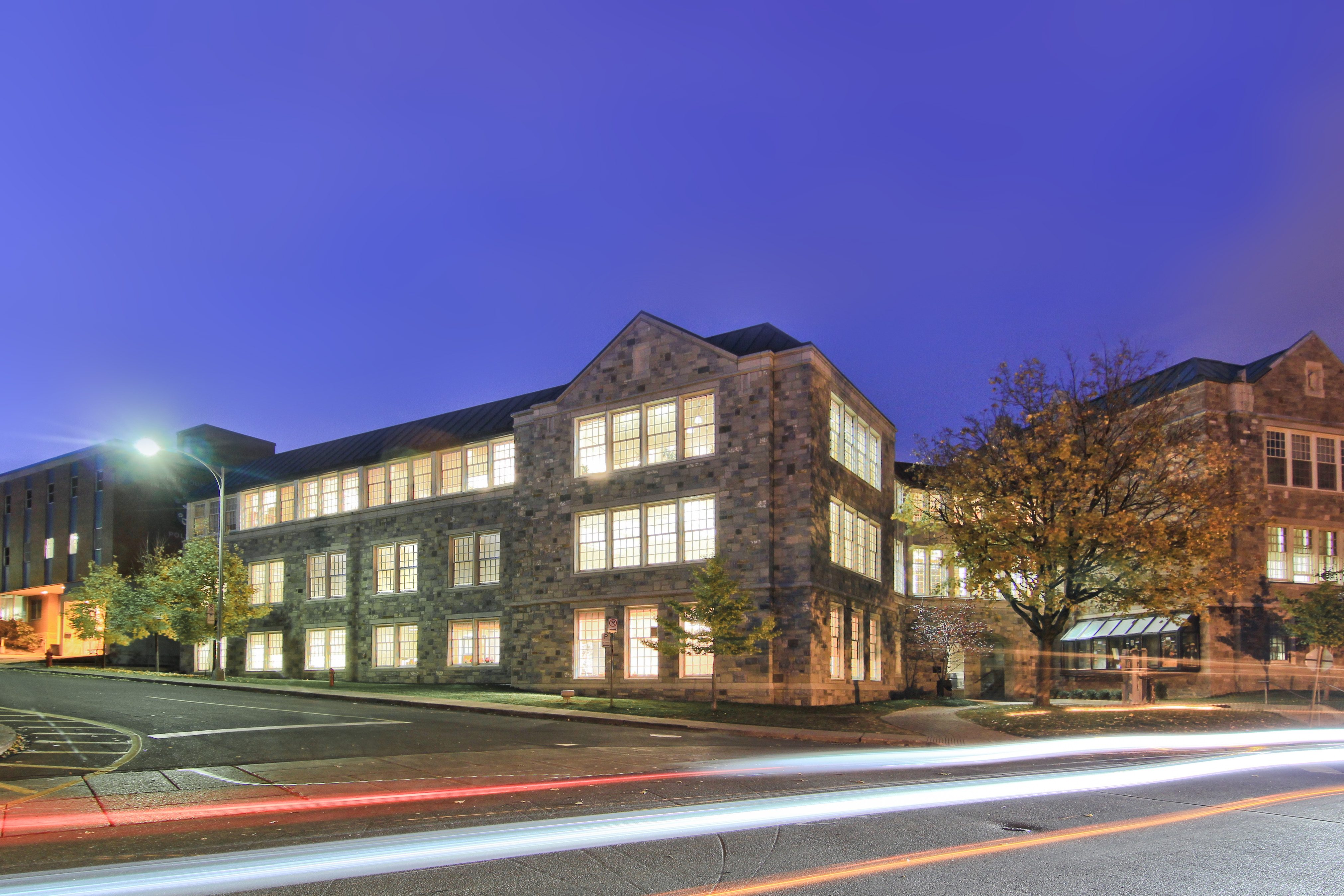 Selwyn House School by ARCHITEM Wolff Shapiro Kuskowski architectes