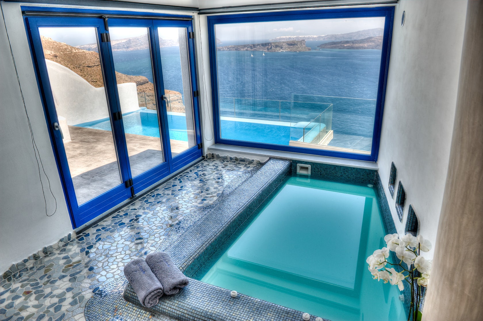 Astarte Suites Hotel in Santorini | New Rooms - Architizer