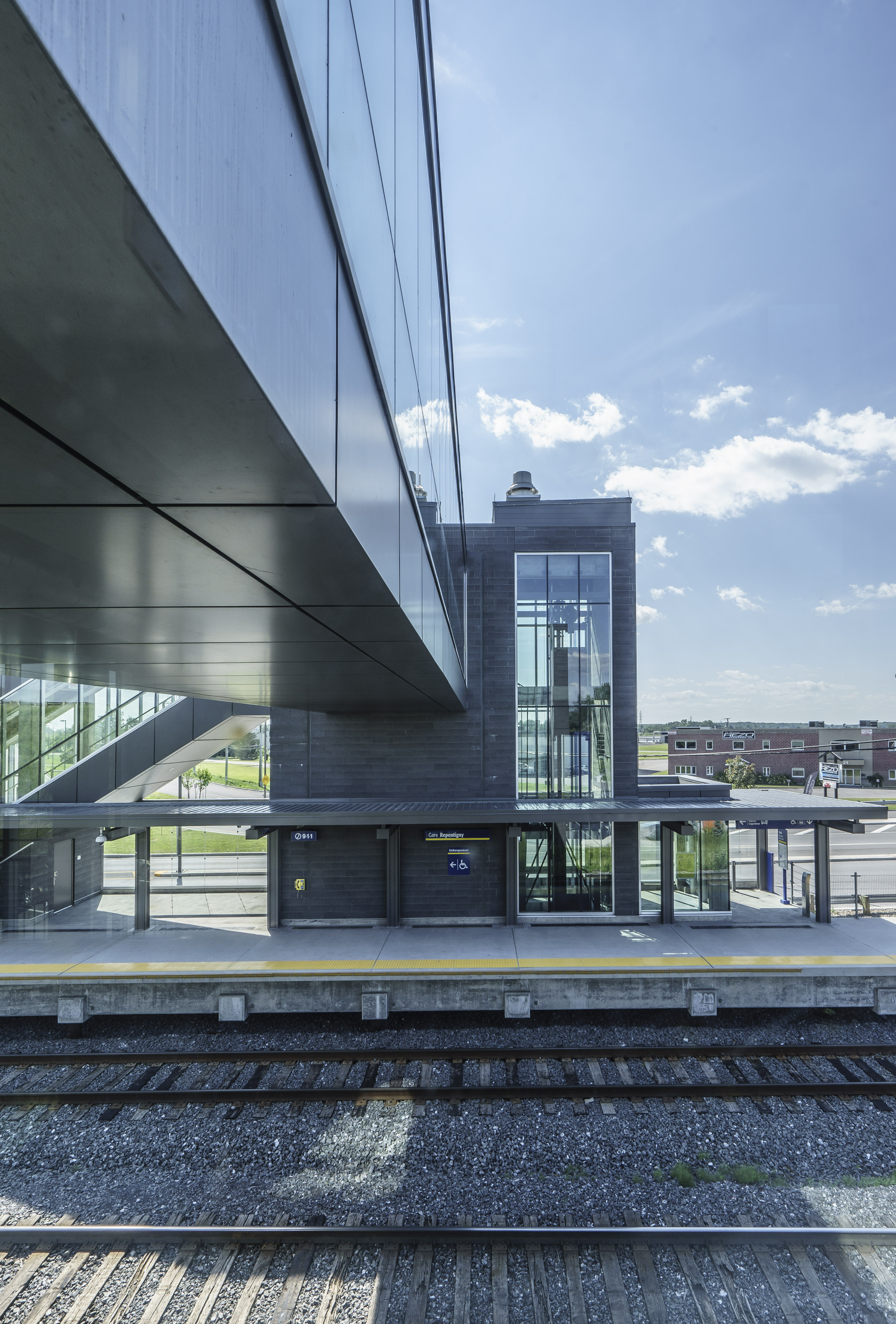 Train de l'Est Repentigny station by COBALT architectes Architizer
