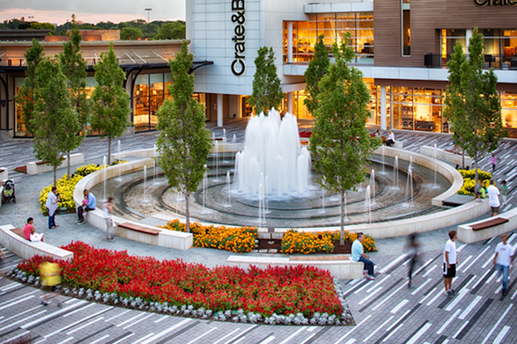 Shopping Mall in Oakbrook, IL