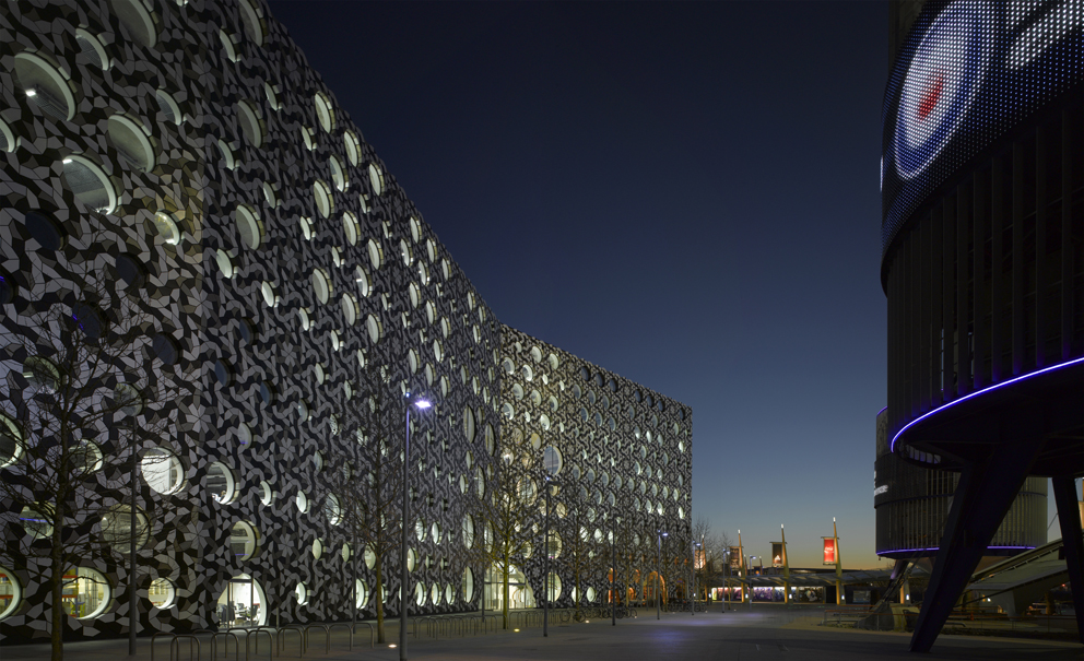 Ravensbourne College of Design and Communication by AZPML Architizer