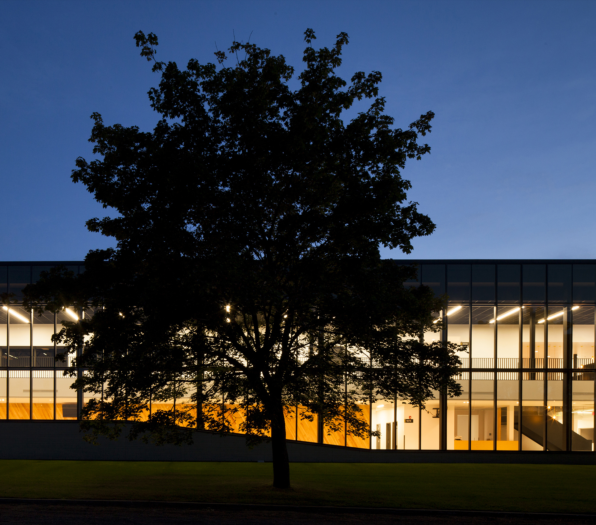 Idea 1438350 SaintApollinaire Multifunctional Centre by Patriarche in