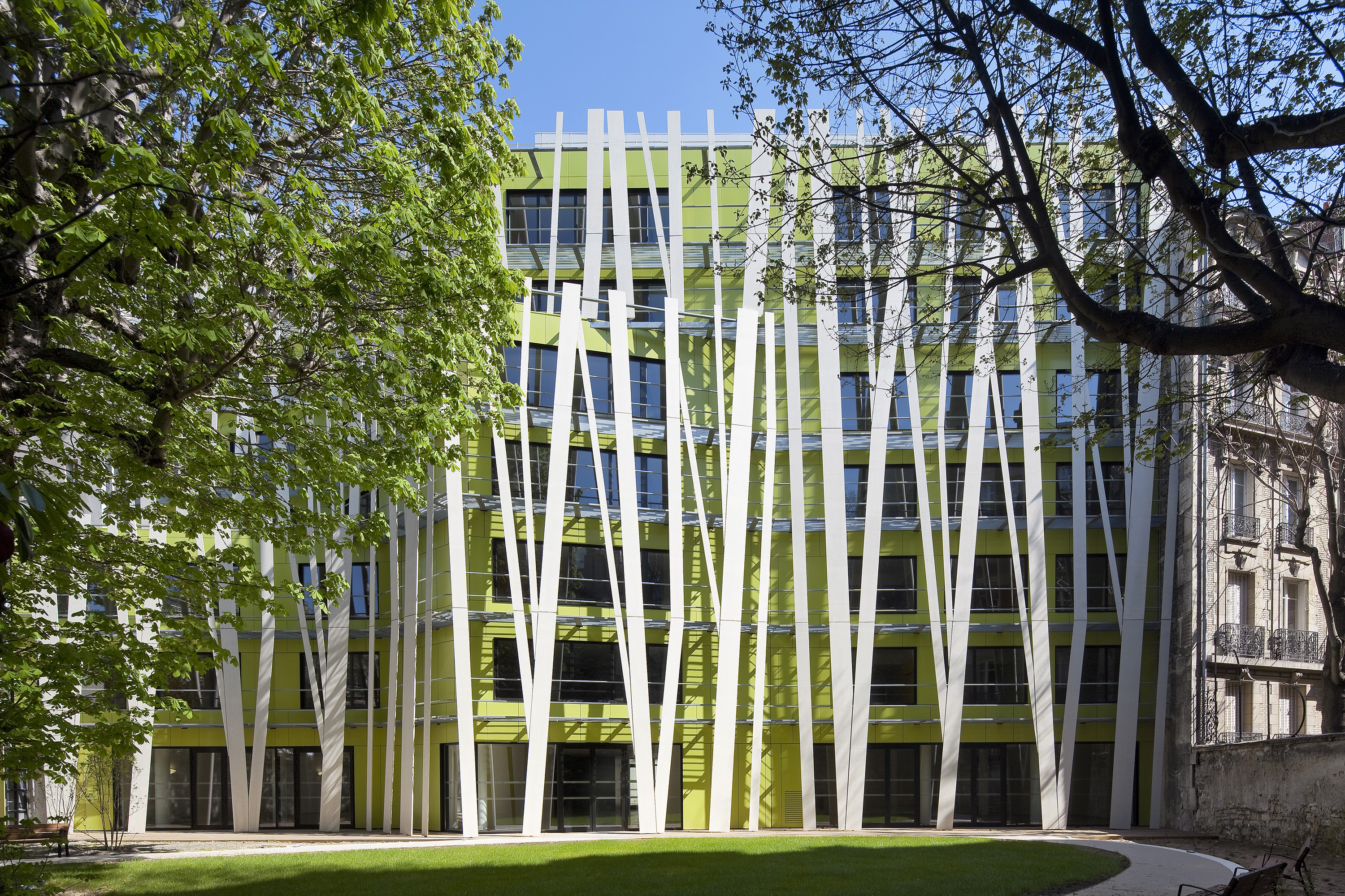 EXPERIMENTAL ALZHEIMER NURSING HOME IN PARIS Architizer