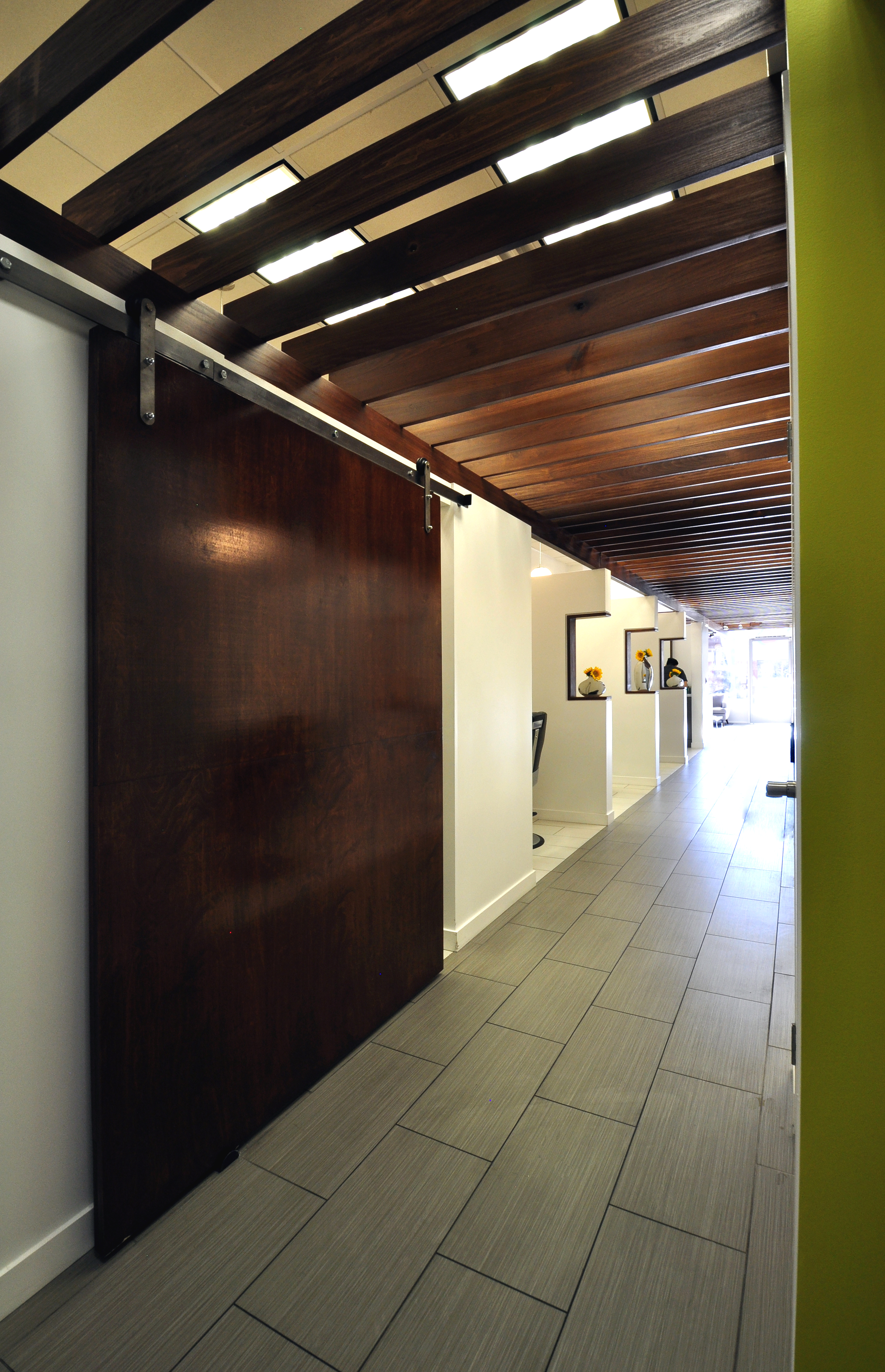 18.8 Men's Salon West Hollywood by Todd Conversano Architect A.I.A