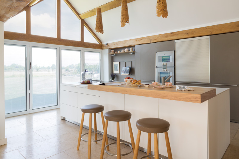 Thatched cottage: Kitchen Architecture's bulthaup b3 by Kitchen ...