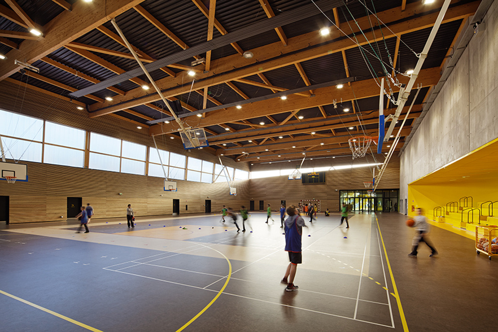 Secondary school, sport hall and cultural center by Chartier Dalix