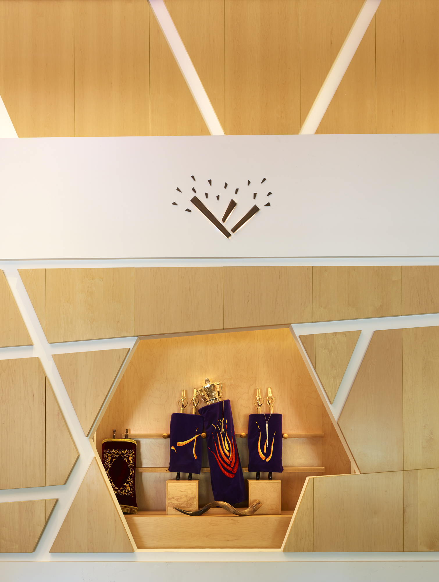 Idea 1517735: Beit T'Shuvah Addiction Recovery Center by GMPA ...