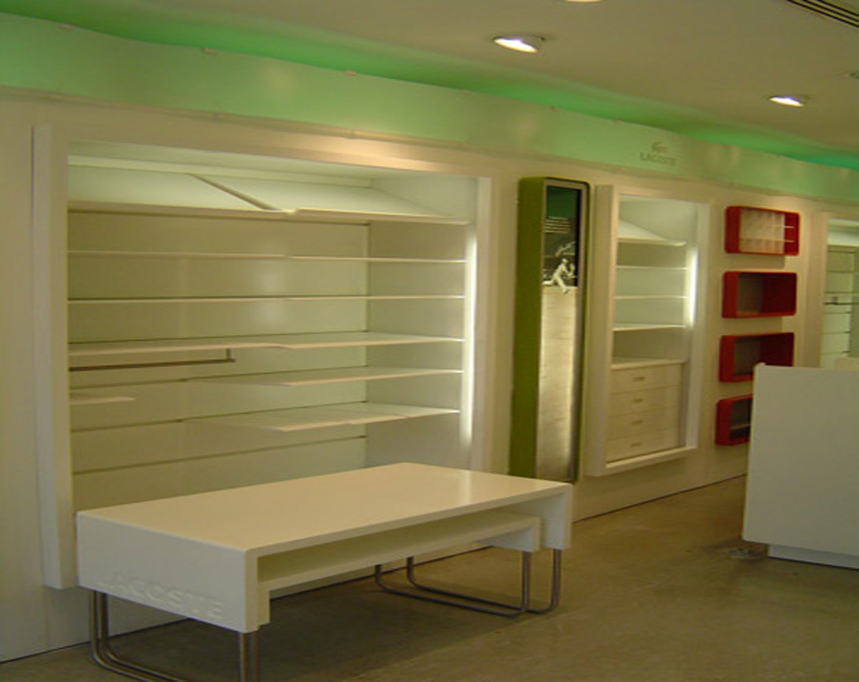 Lacoste by BCA Taller de Diseño - Architizer
