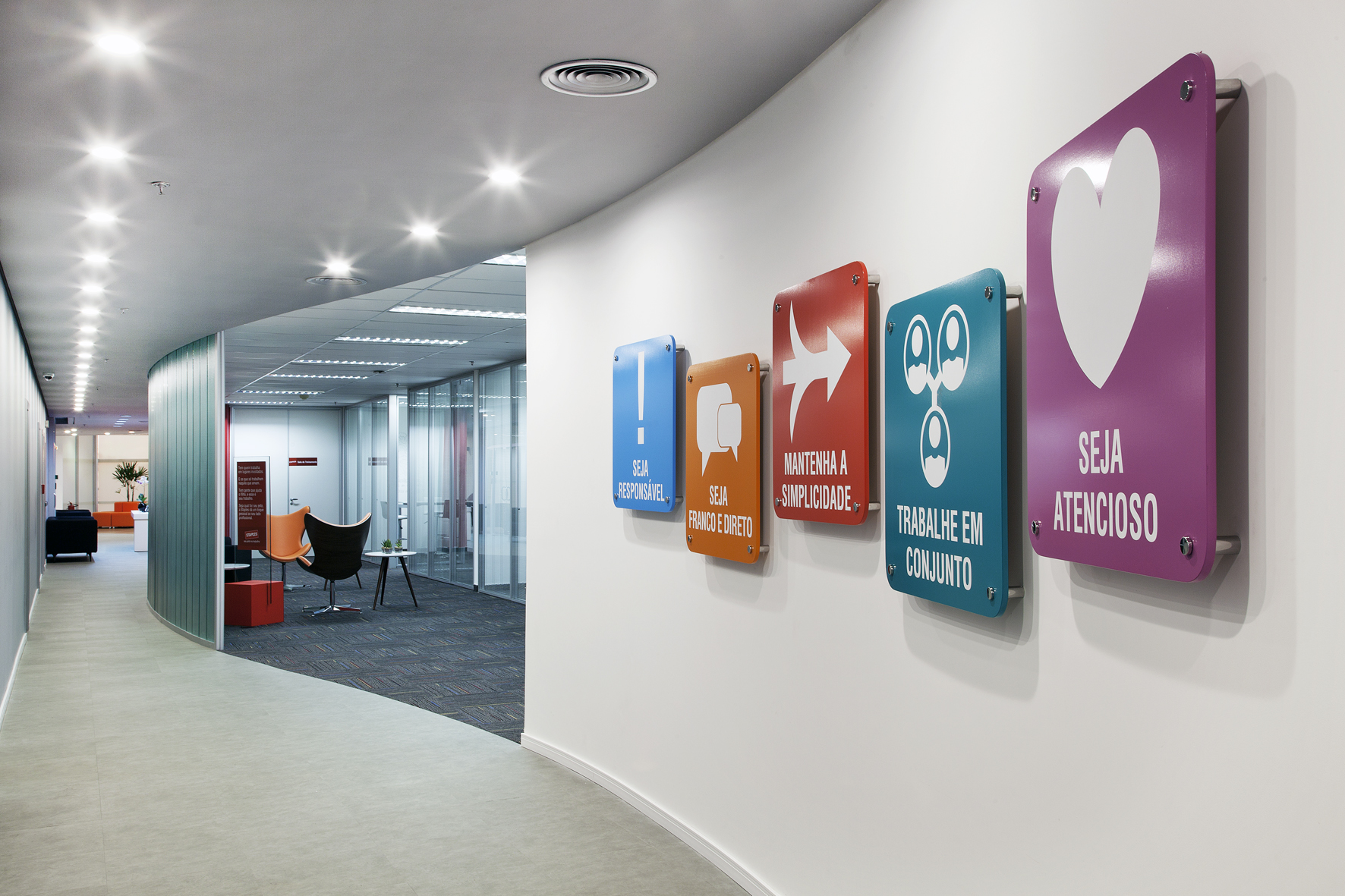 Staples headquarters São Paulo by Segal Architecture Architizer