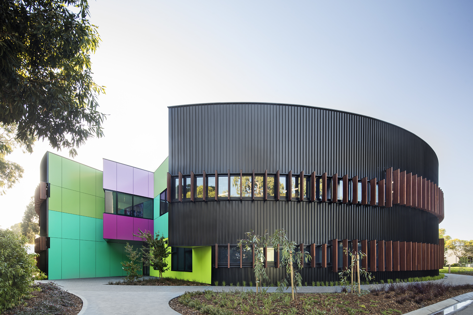 Idea 1619197 Ivanhoe Grammar Senior Years Centre by McBride Charles