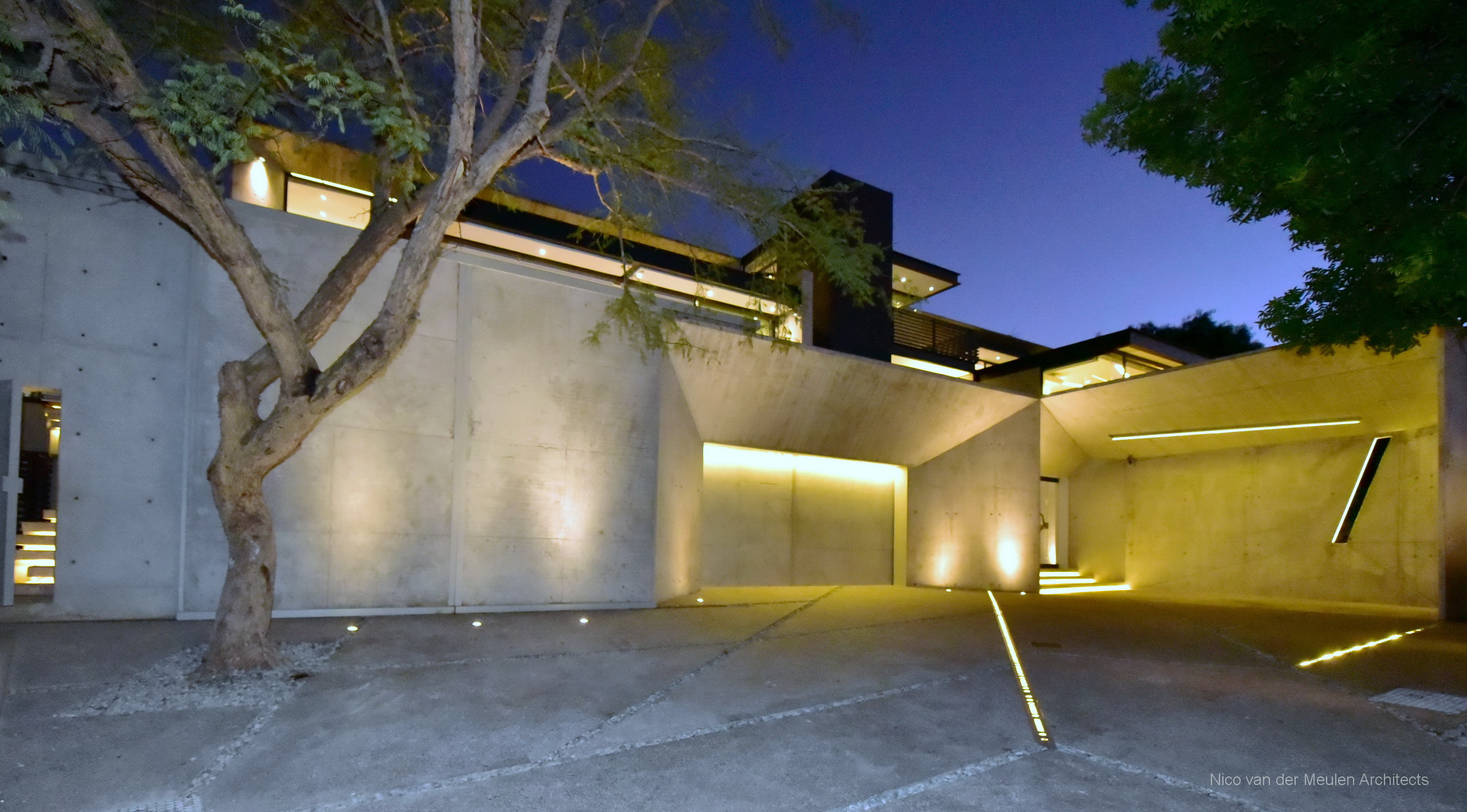 Concrete House by Nico van der Meulen Architects - Architizer