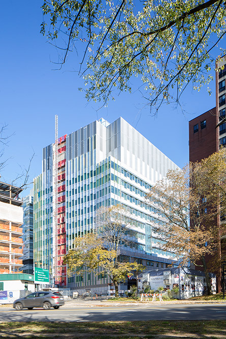 Brigham And Women's Hospital By NBBJ - Architizer